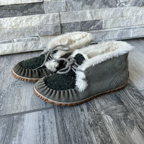 Sorel Out N About Moc Olive Green Suede & Fabric Shearling Lined Moccasin Sz 7 - Picture 3 of 13